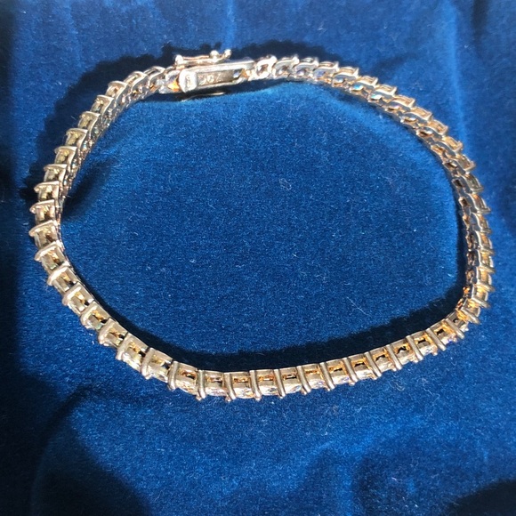 Stunning 925 CZ Vermeil Gold Tennis Bracelet 7.5” Estate jewelry 4mm 11.37g